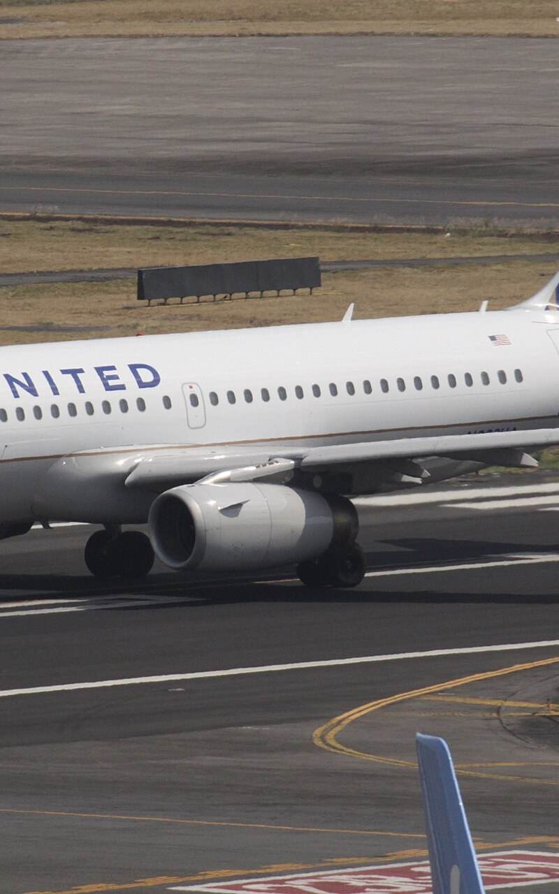 N838UA - Airbus