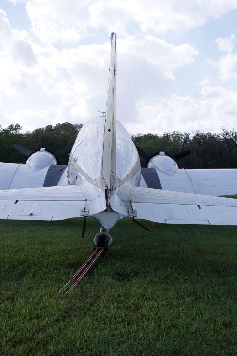 N839M - Twin-engine aircraft