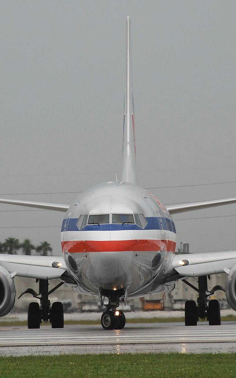N842NN - Twin-engine aircraft