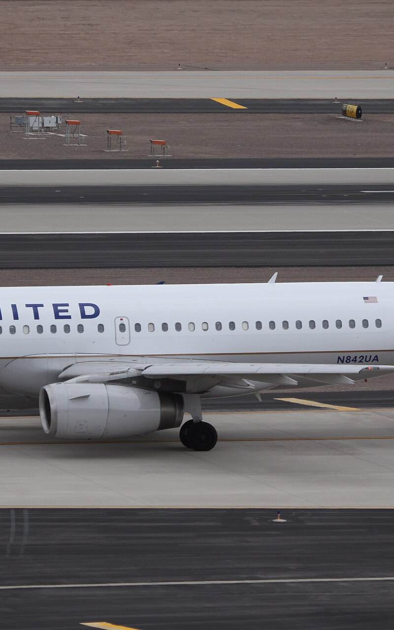 N842UA - Airbus