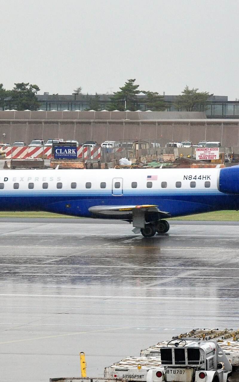 N844HK - Embraer