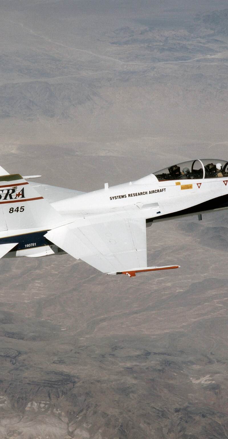 N845NA - Twin-engine aircraft