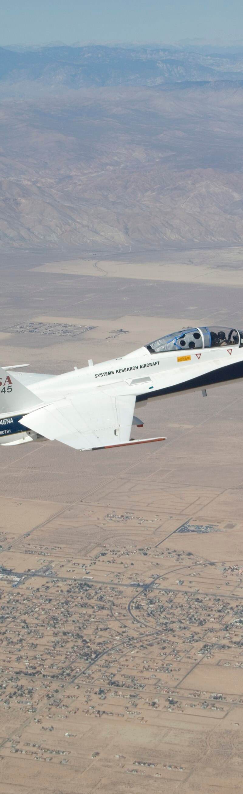 N845NA - Twin-engine aircraft