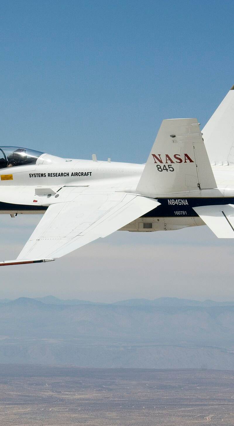 N845NA - Twin-engine aircraft