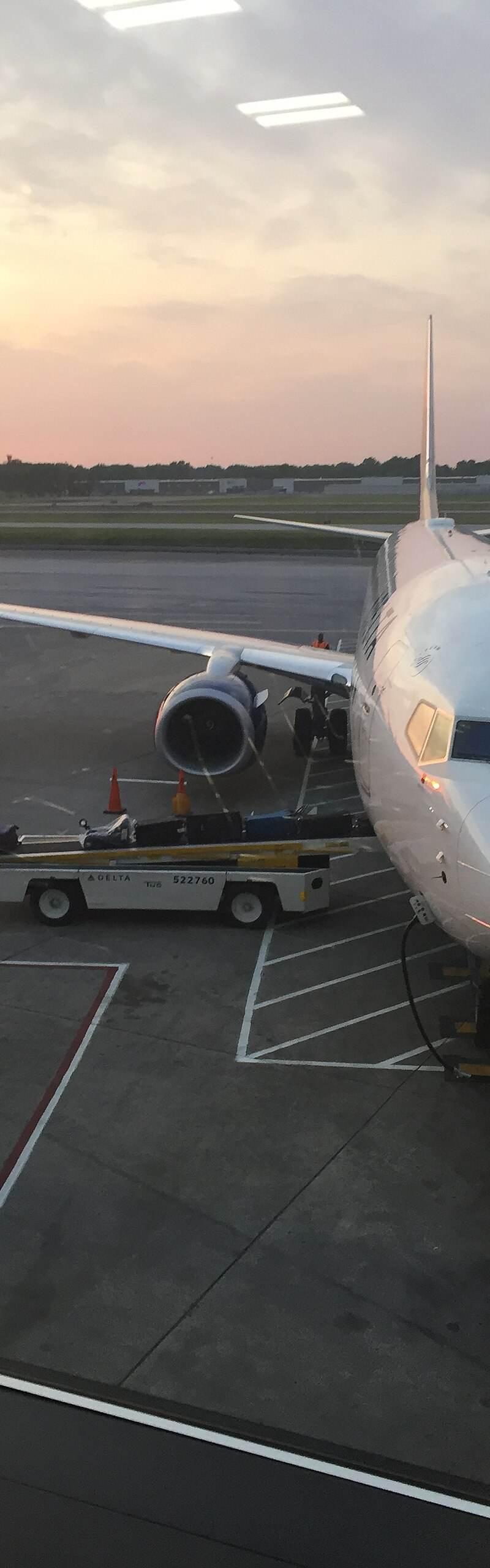 N846DN - Twin-engine aircraft