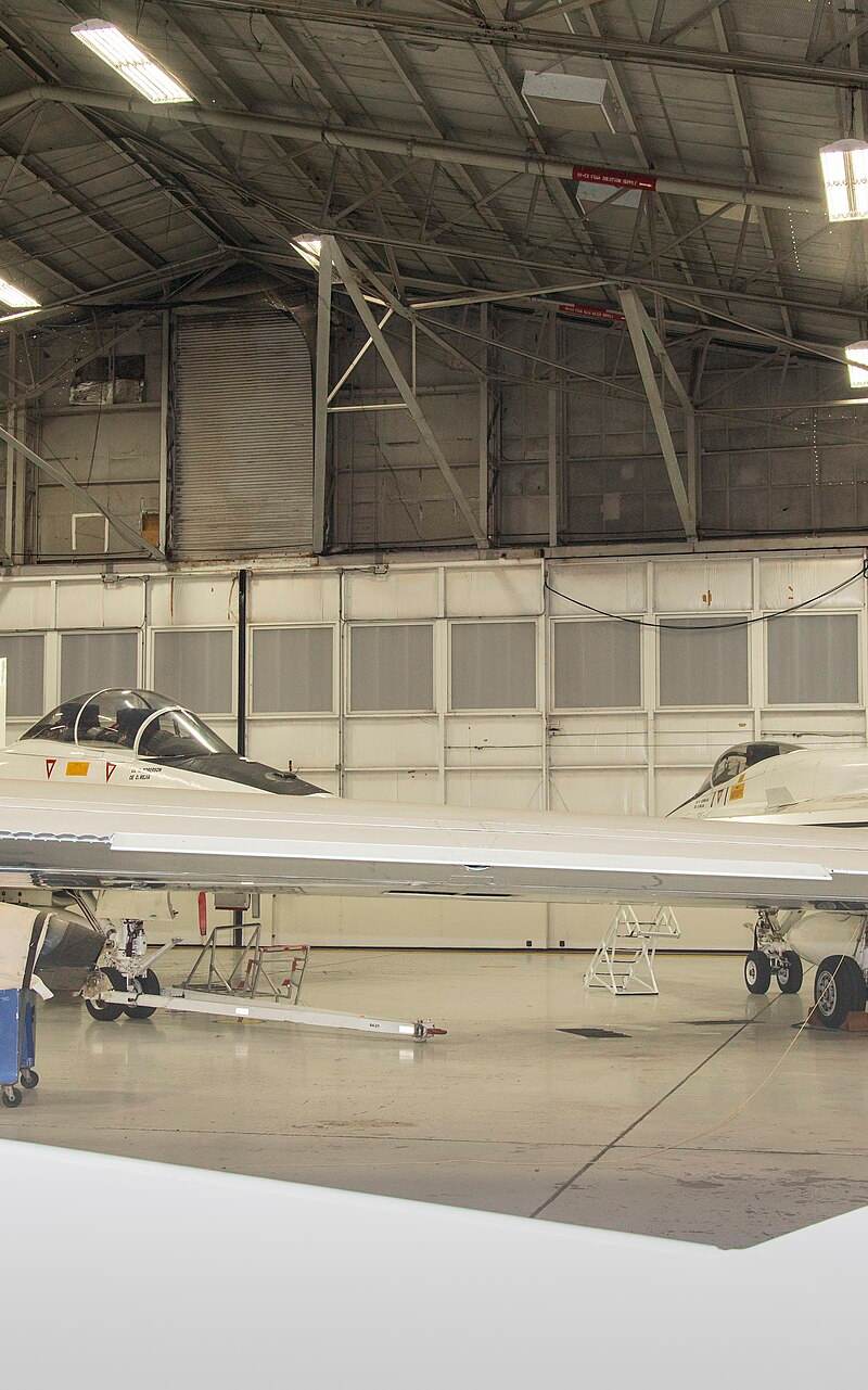 N846NA - Twin-engine aircraft