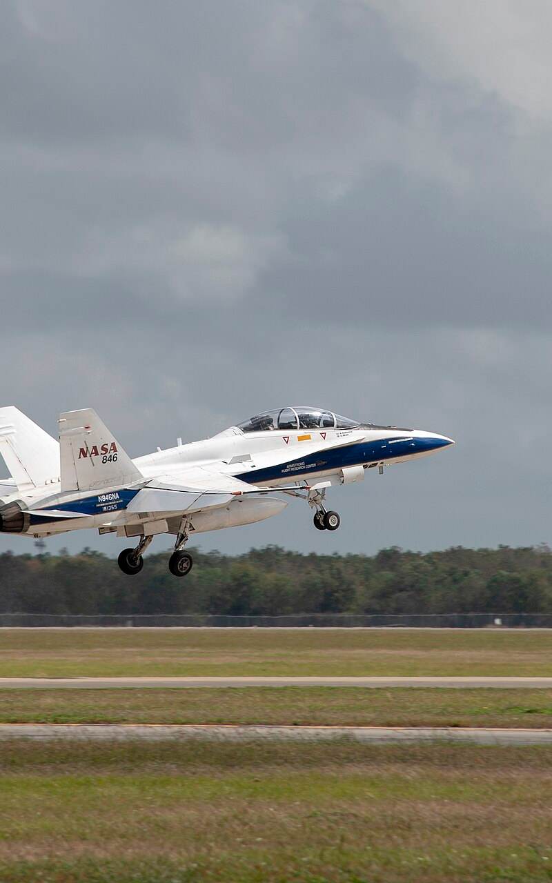 N846NA - Douglas