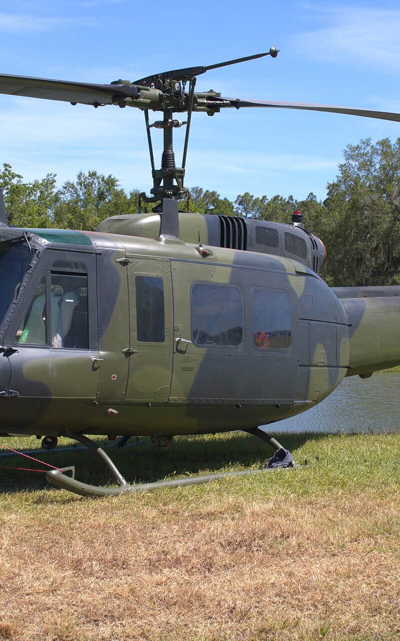  - Helicopter