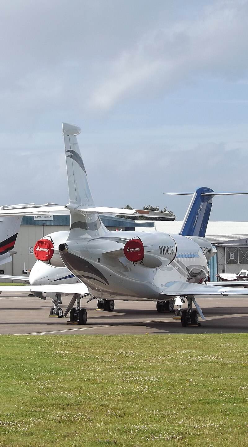 N100JS - Business jet