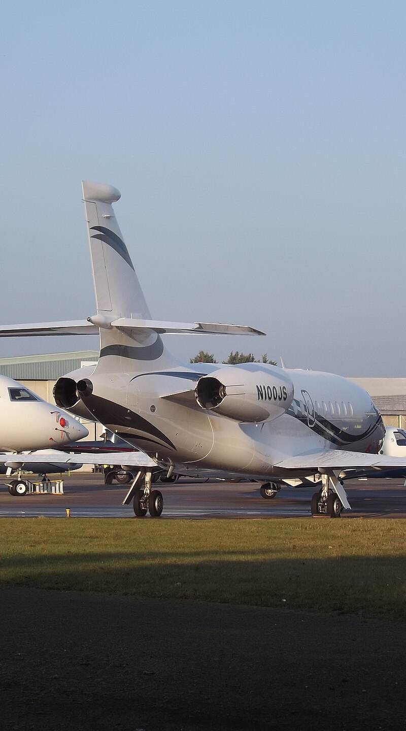 N100JS - Business jet