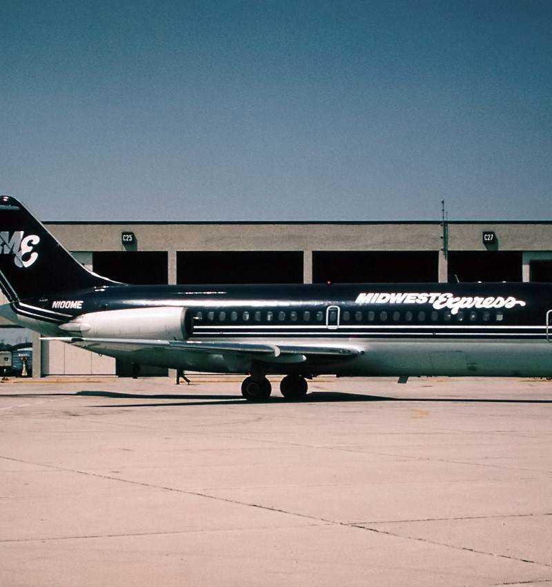 N100ME - Douglas