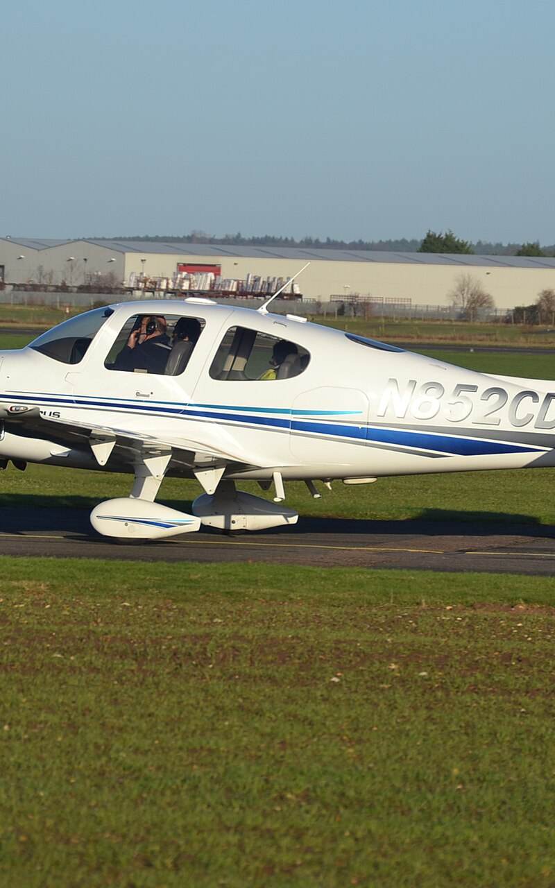 N852CD - Cirrus