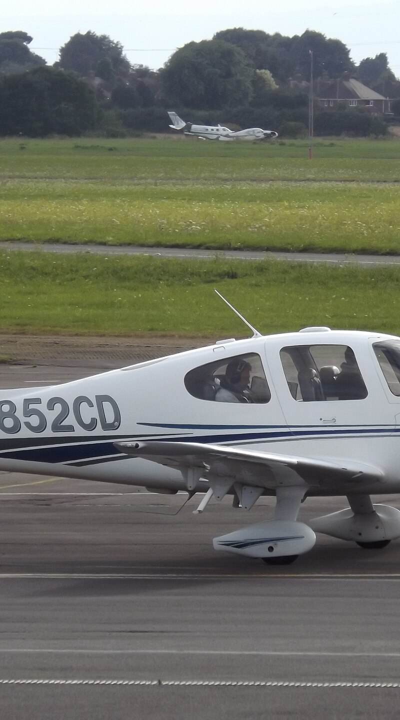 N852CD - Cirrus