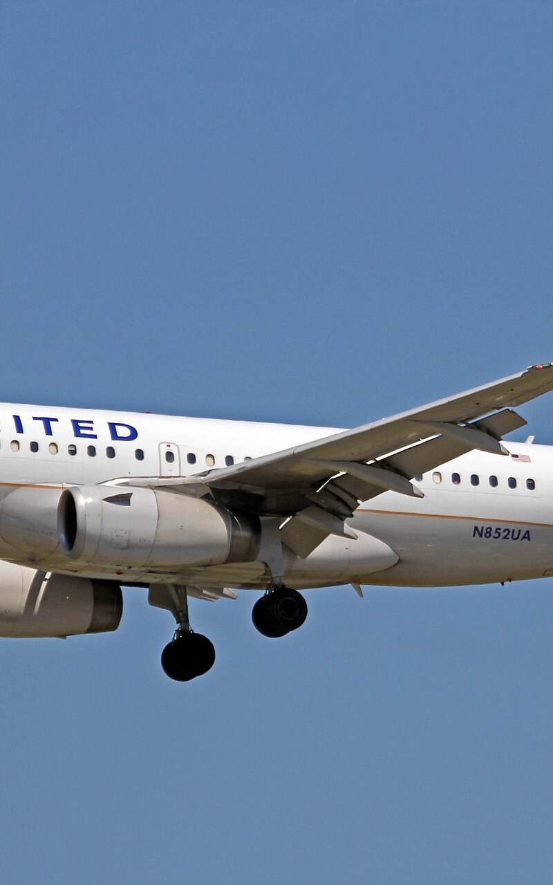 N852UA - Airbus