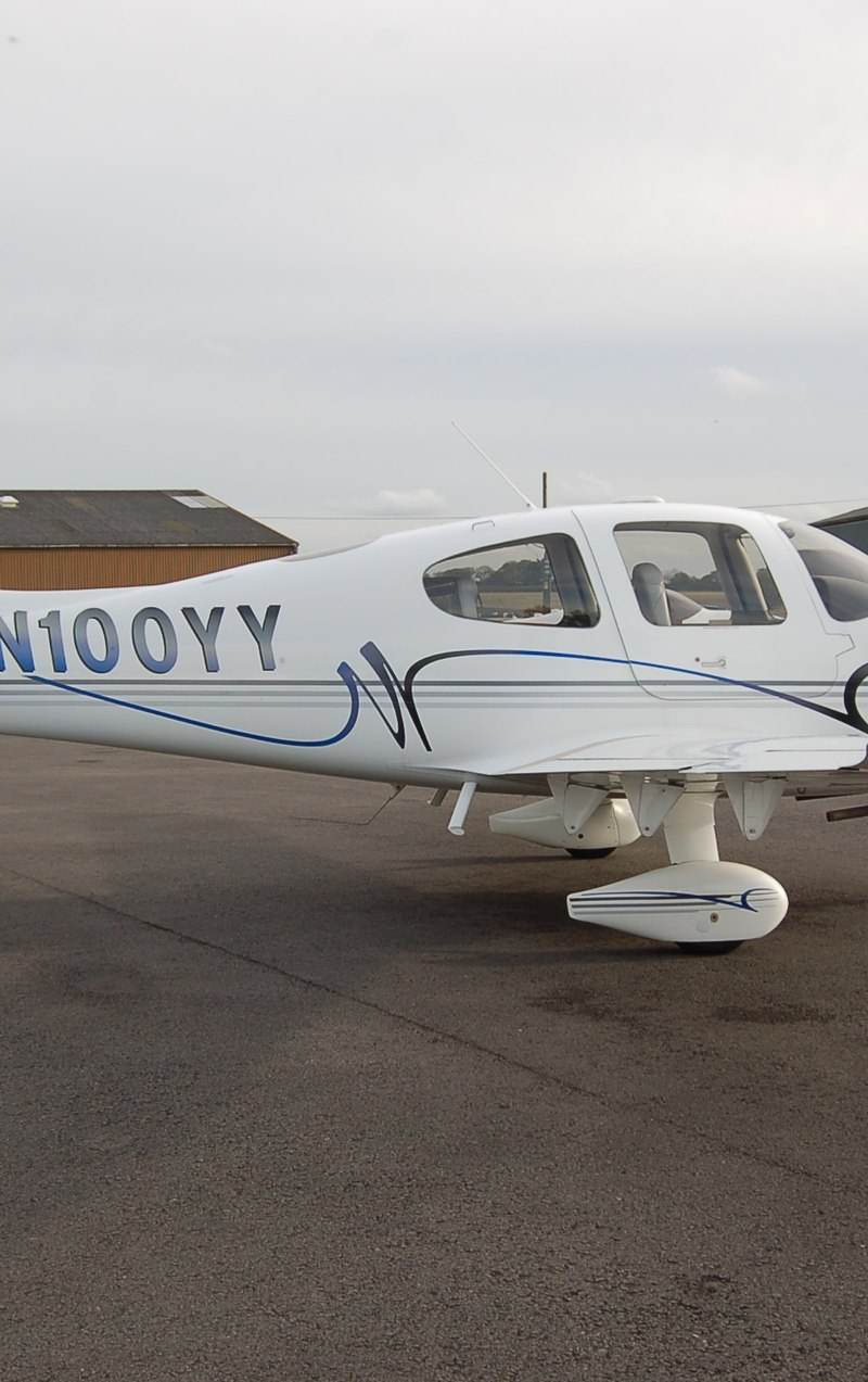 N100YY - Cirrus