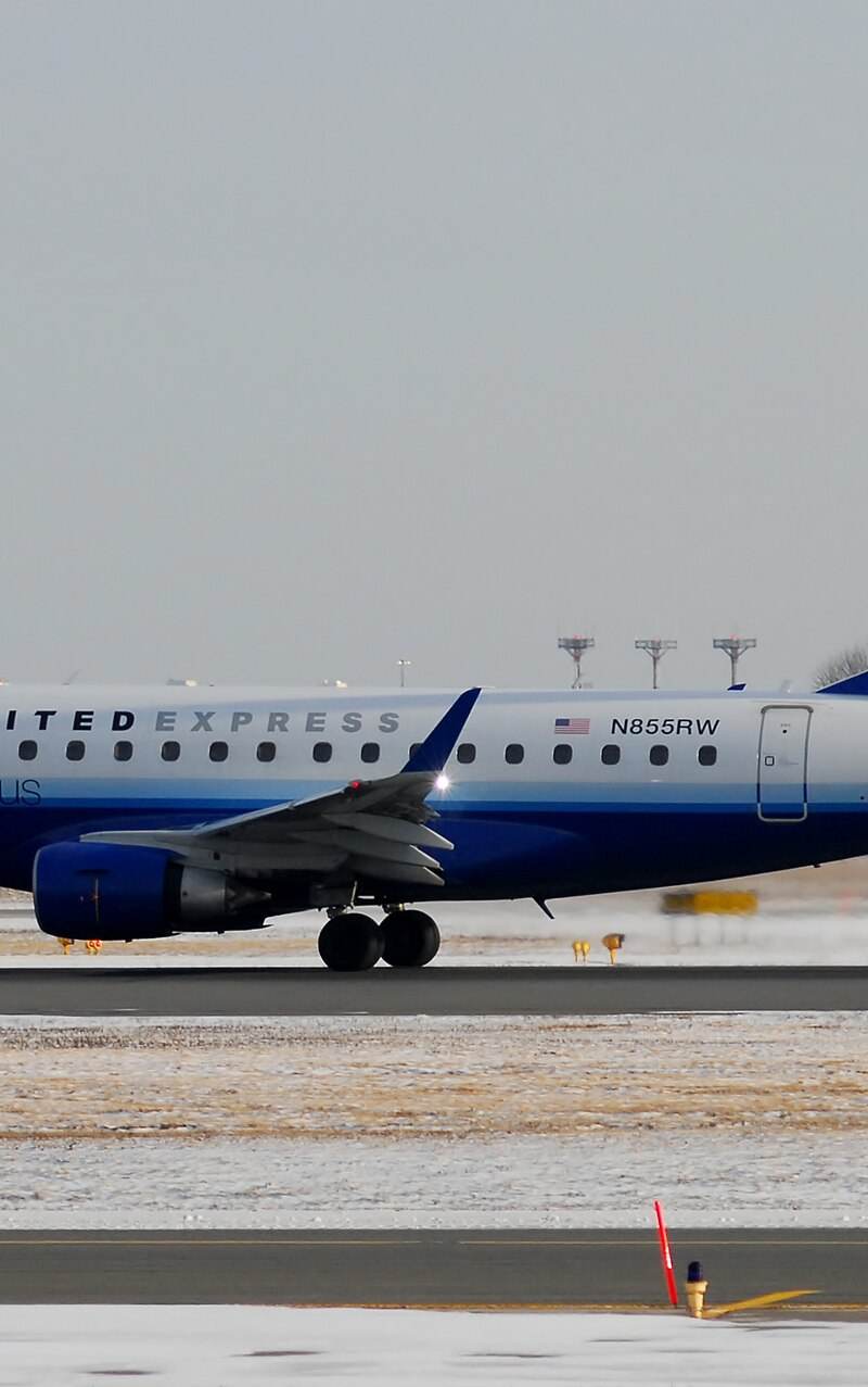 N855RW - Embraer