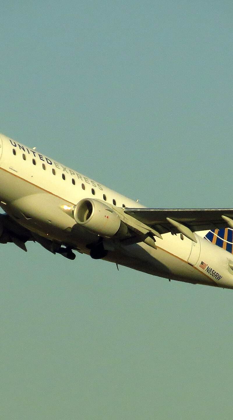 N856RW - Embraer