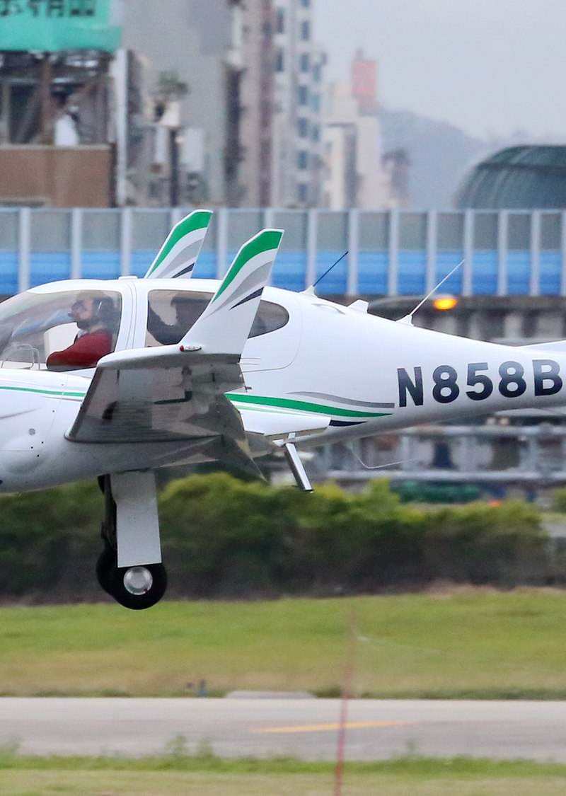 N858BR - Aircraft