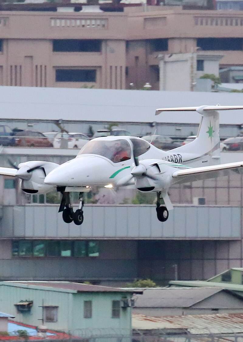 N858BR - Aircraft