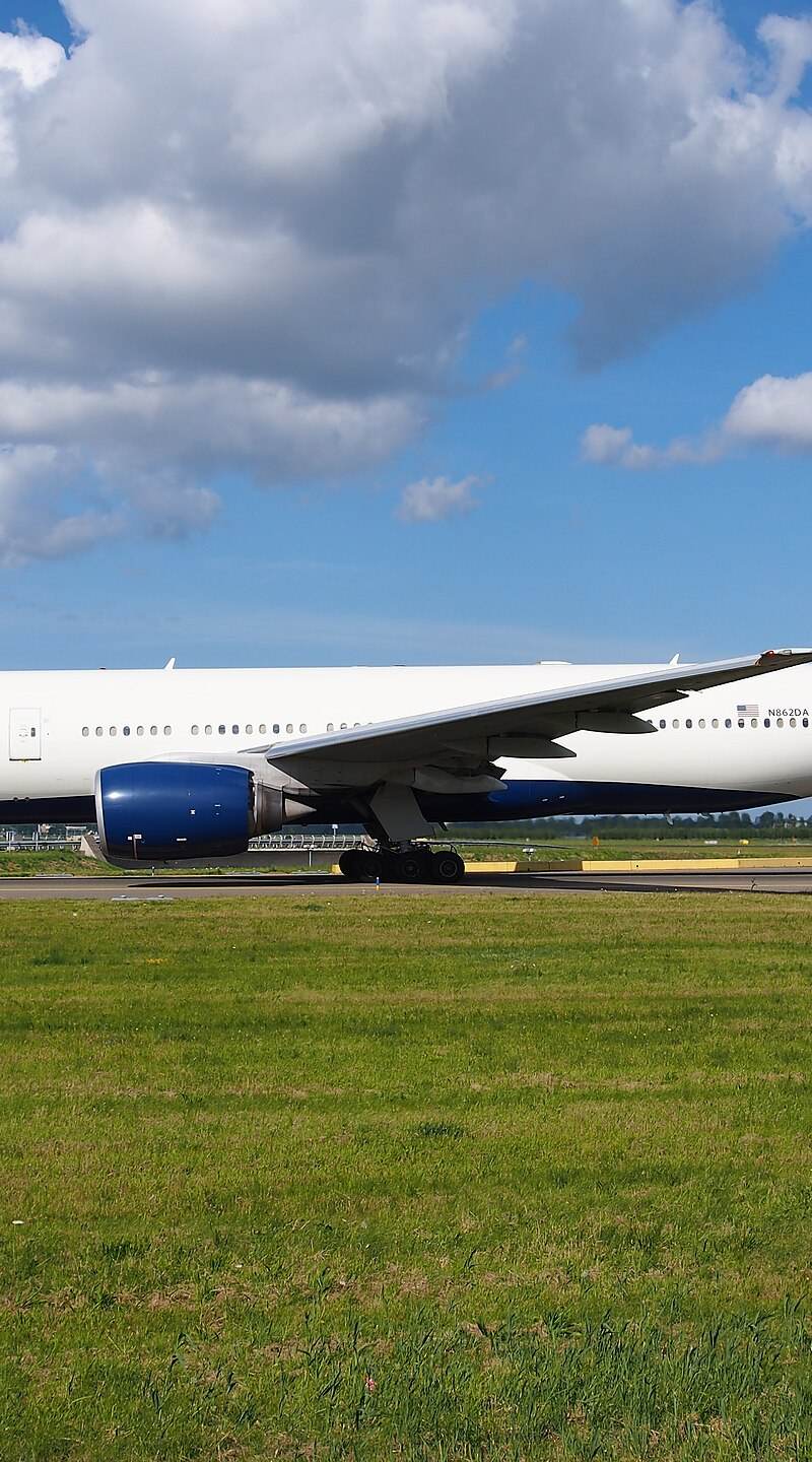 N862DA - Twin-engine aircraft