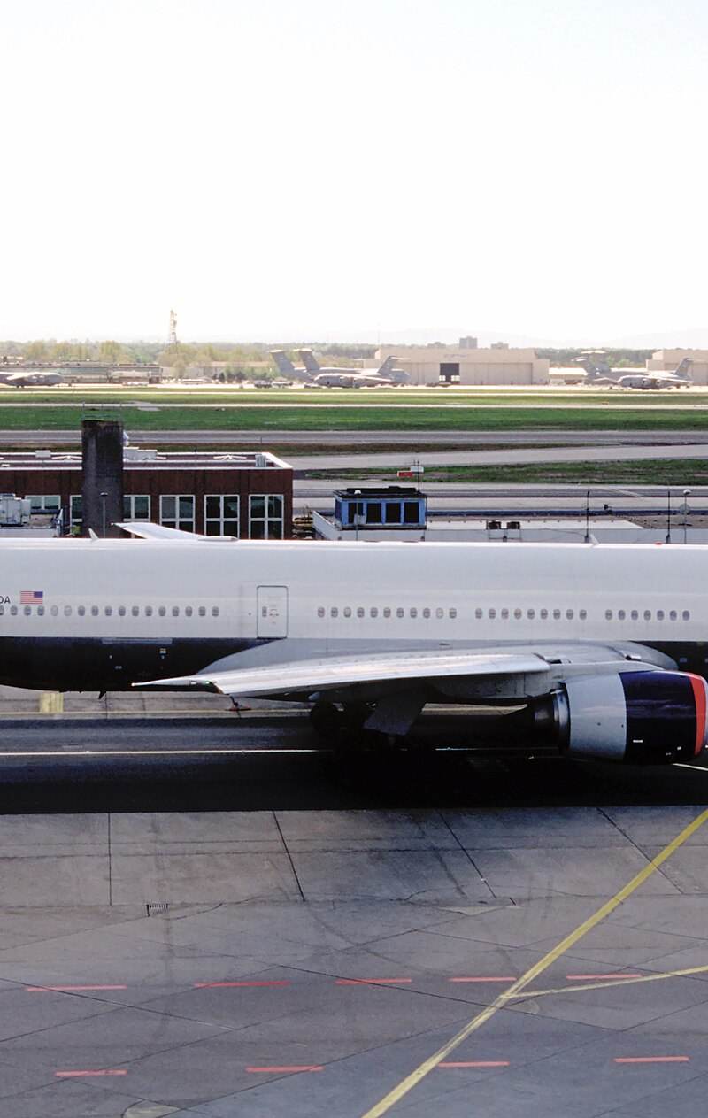 N864DA - Twin-engine aircraft