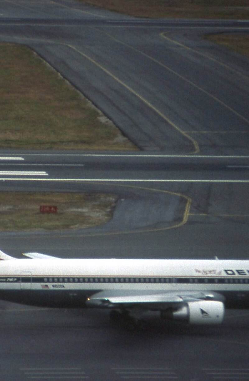 N102DA - Boeing