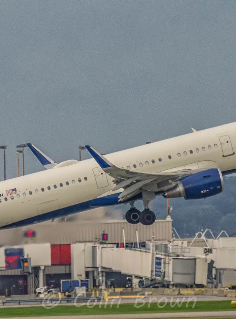 N102DN - Airbus