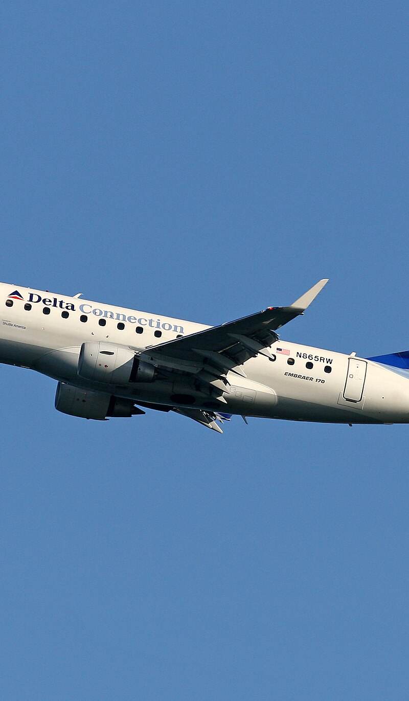 N865RW - Embraer