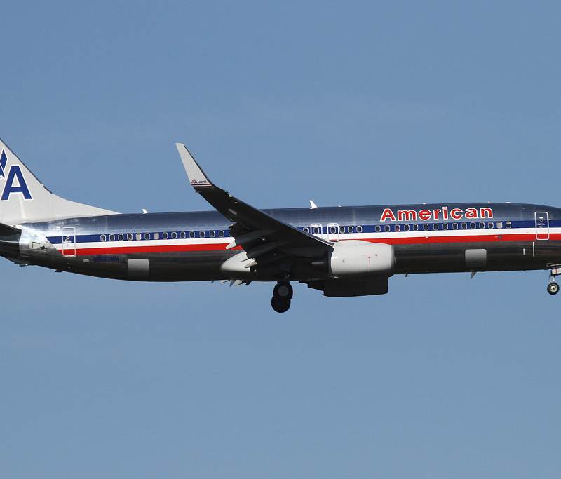 N869NN - Boeing