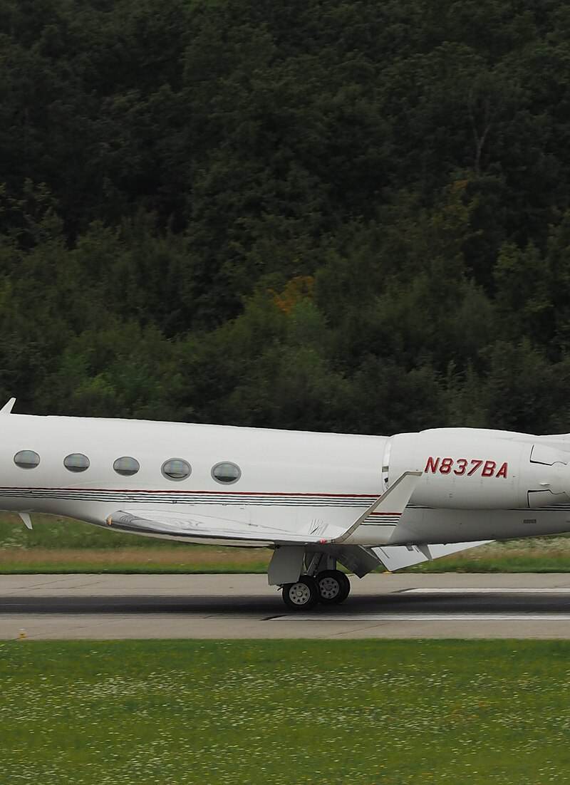 N873BA - Business jet