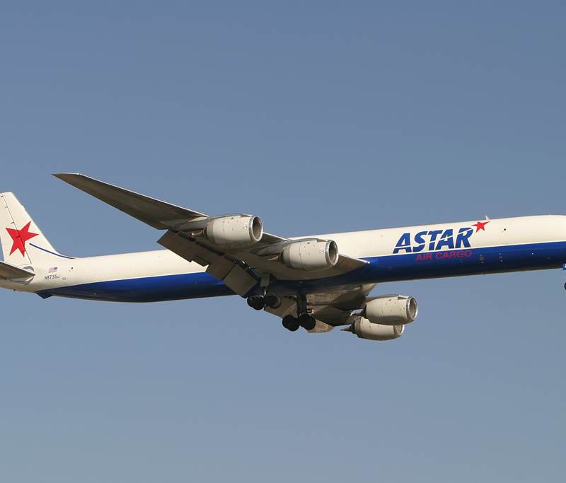 N873SJ - Douglas