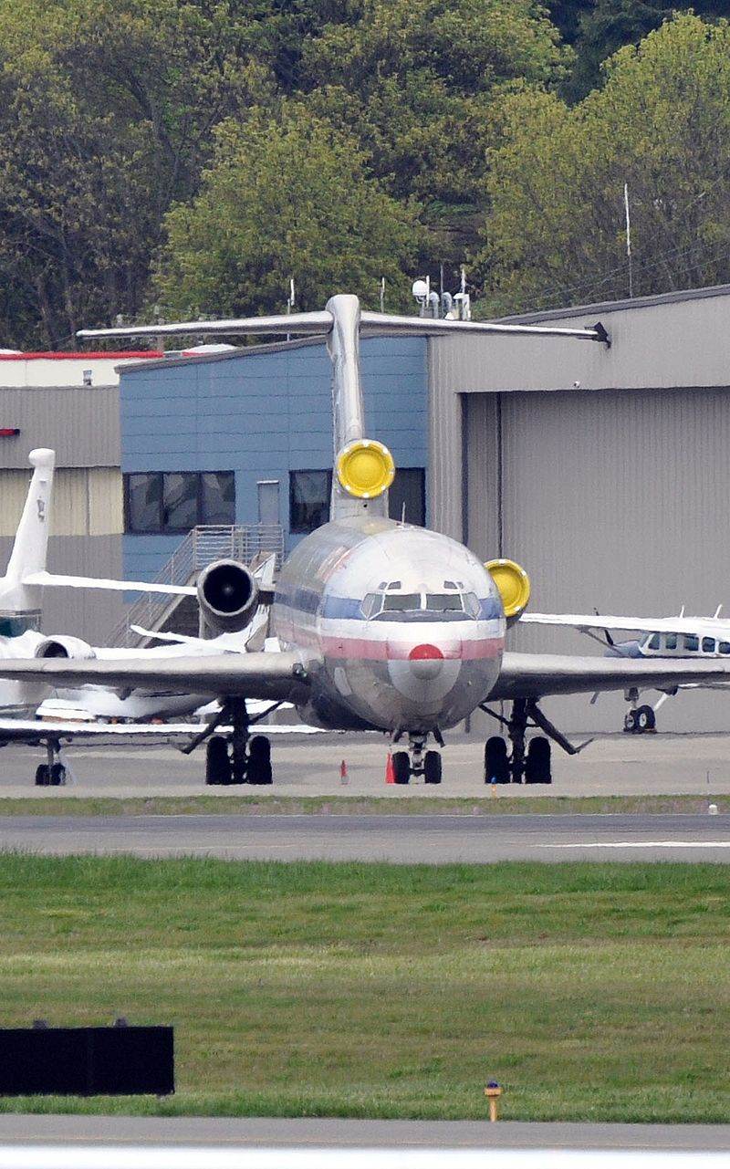 N874AA - Boeing