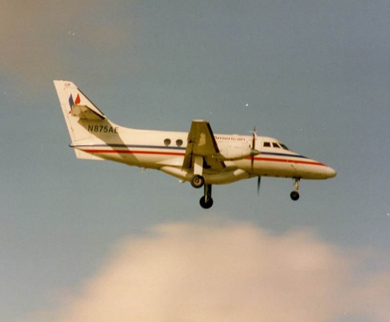 N875AE - Aircraft