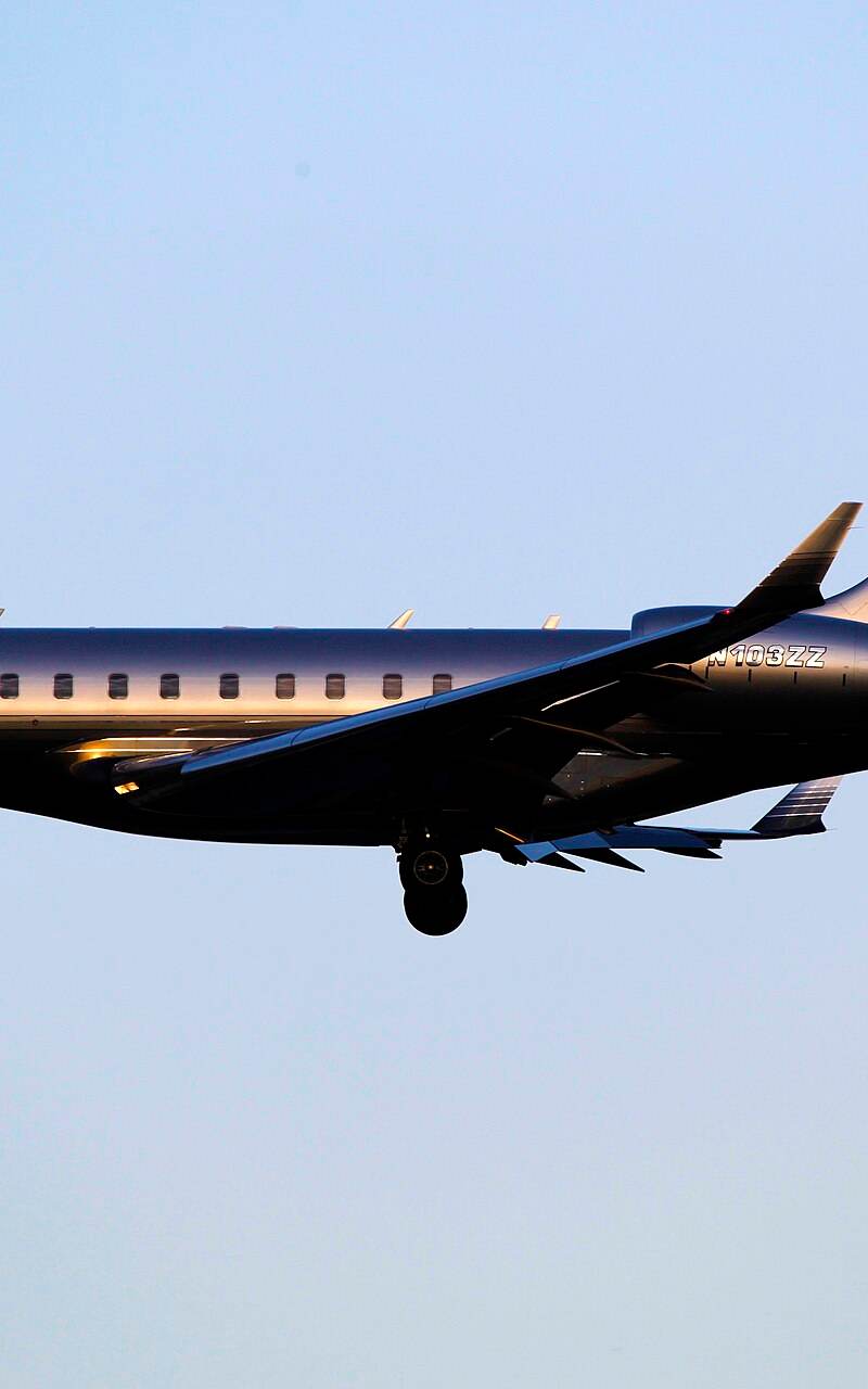N103ZZ - Business jet