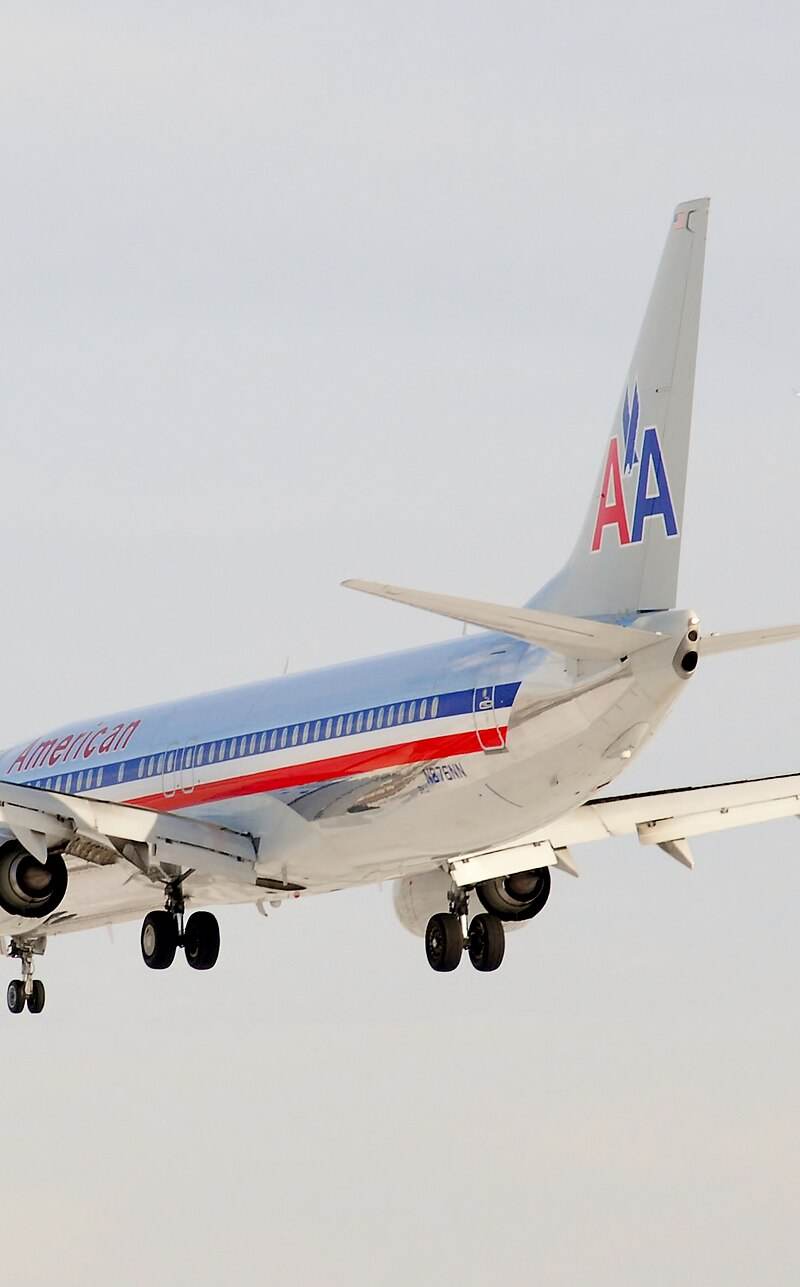 N876NN - Twin-engine aircraft