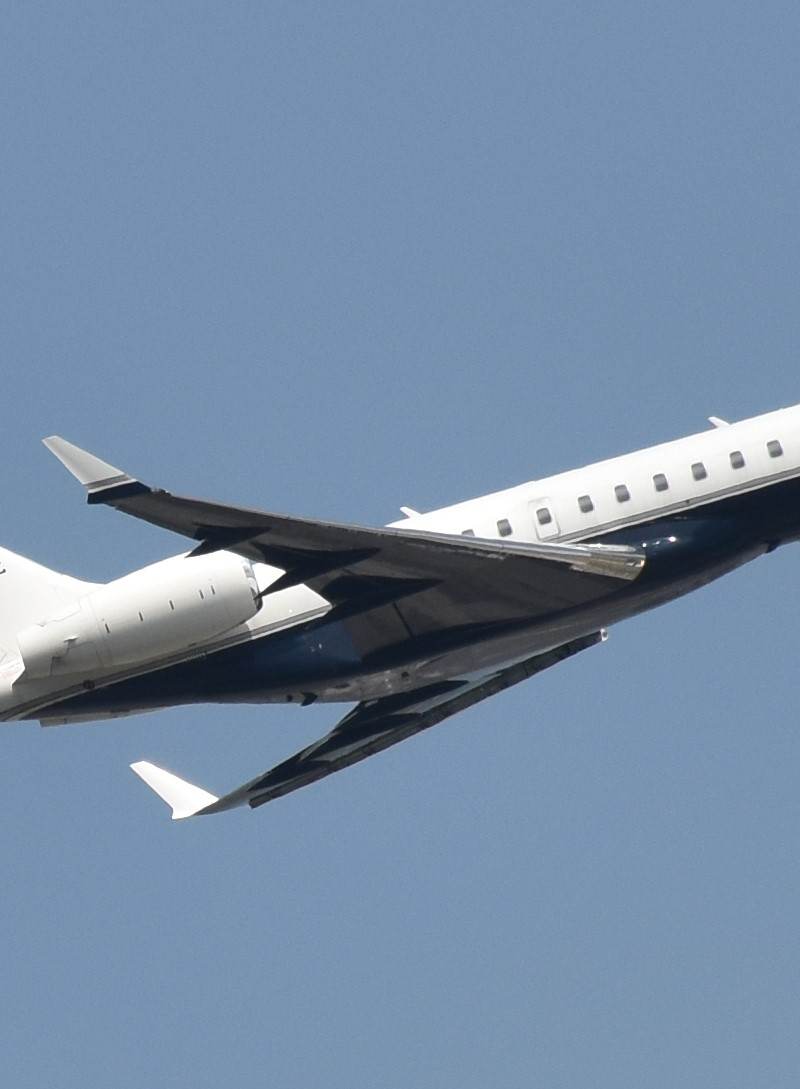 N878SC - Business jet