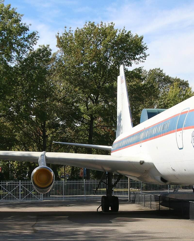N880EP - Douglas