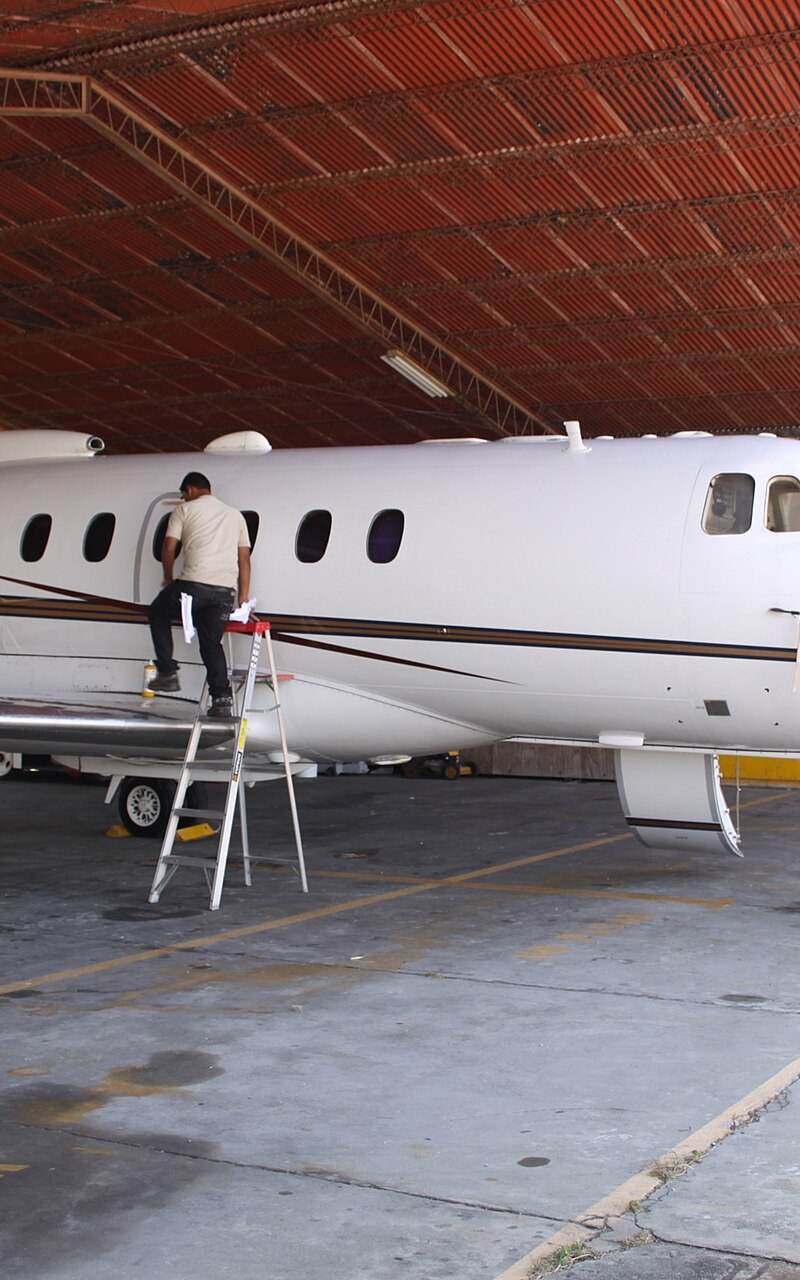N880RG - Business jet