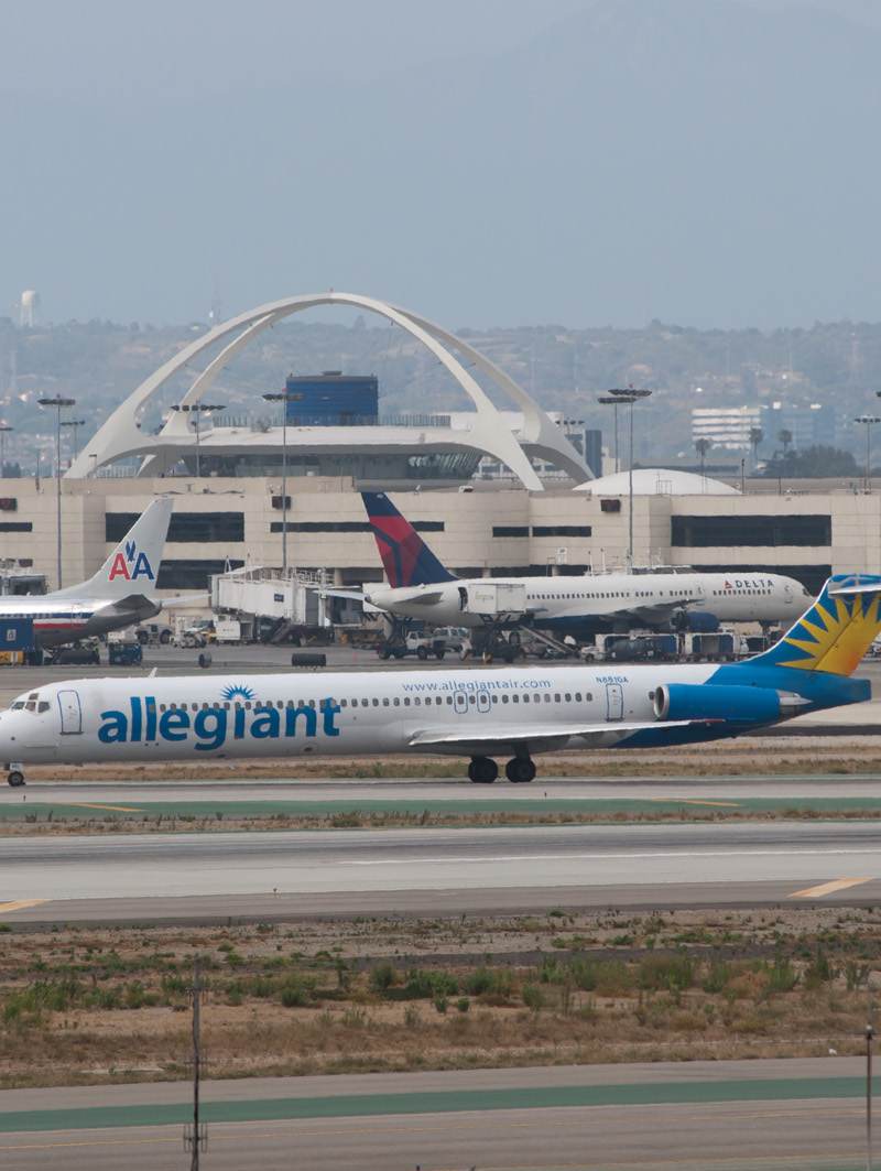 N881GA - Douglas