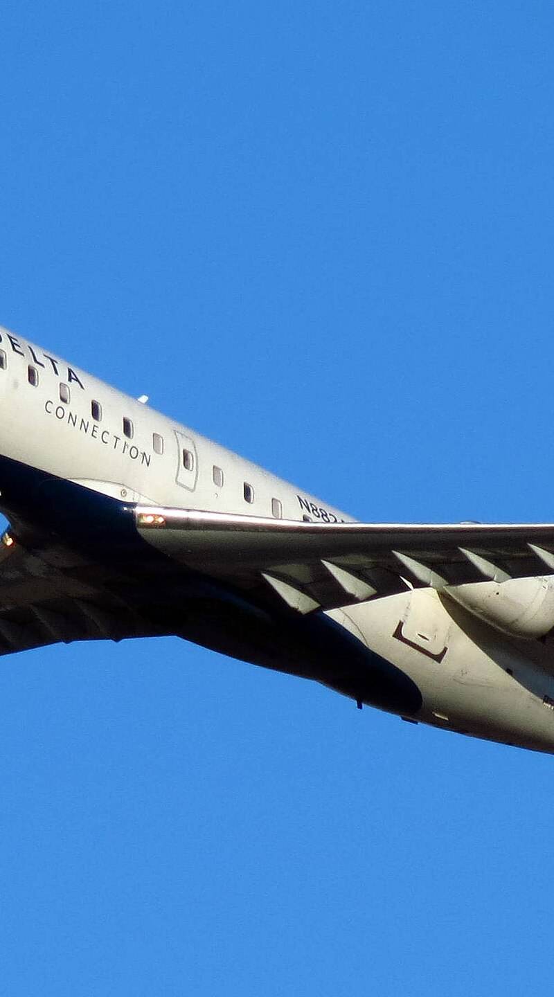 N882AS - Bombardier