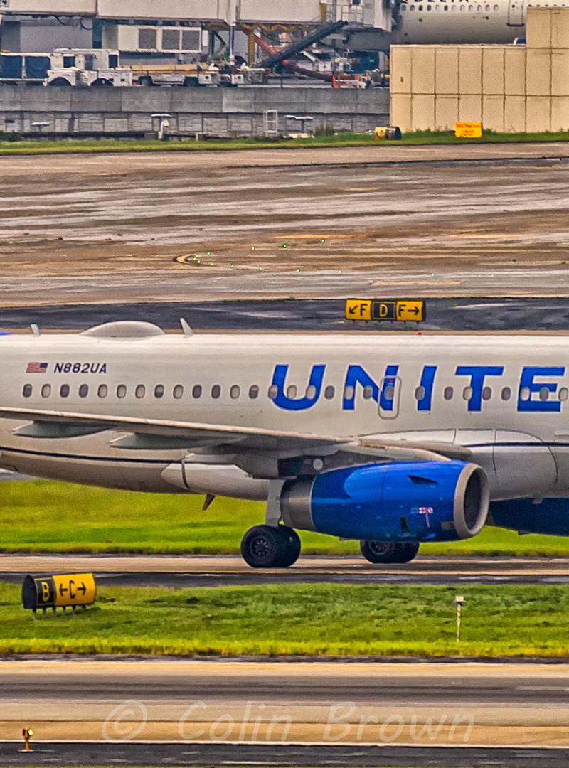 N882UA - Airbus