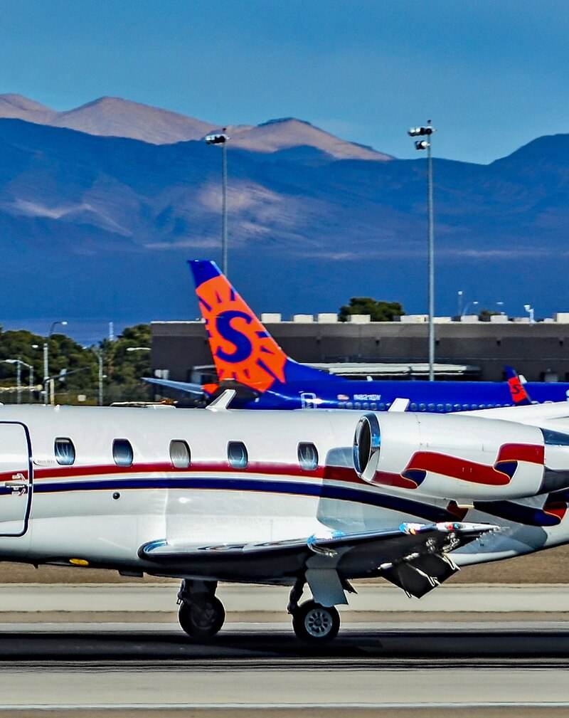 N885BB - Business jet