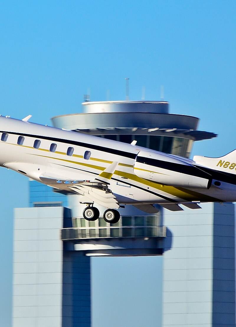 N885TW - Business jet