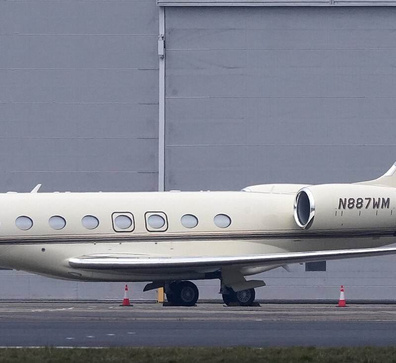 N887WM - Business jet