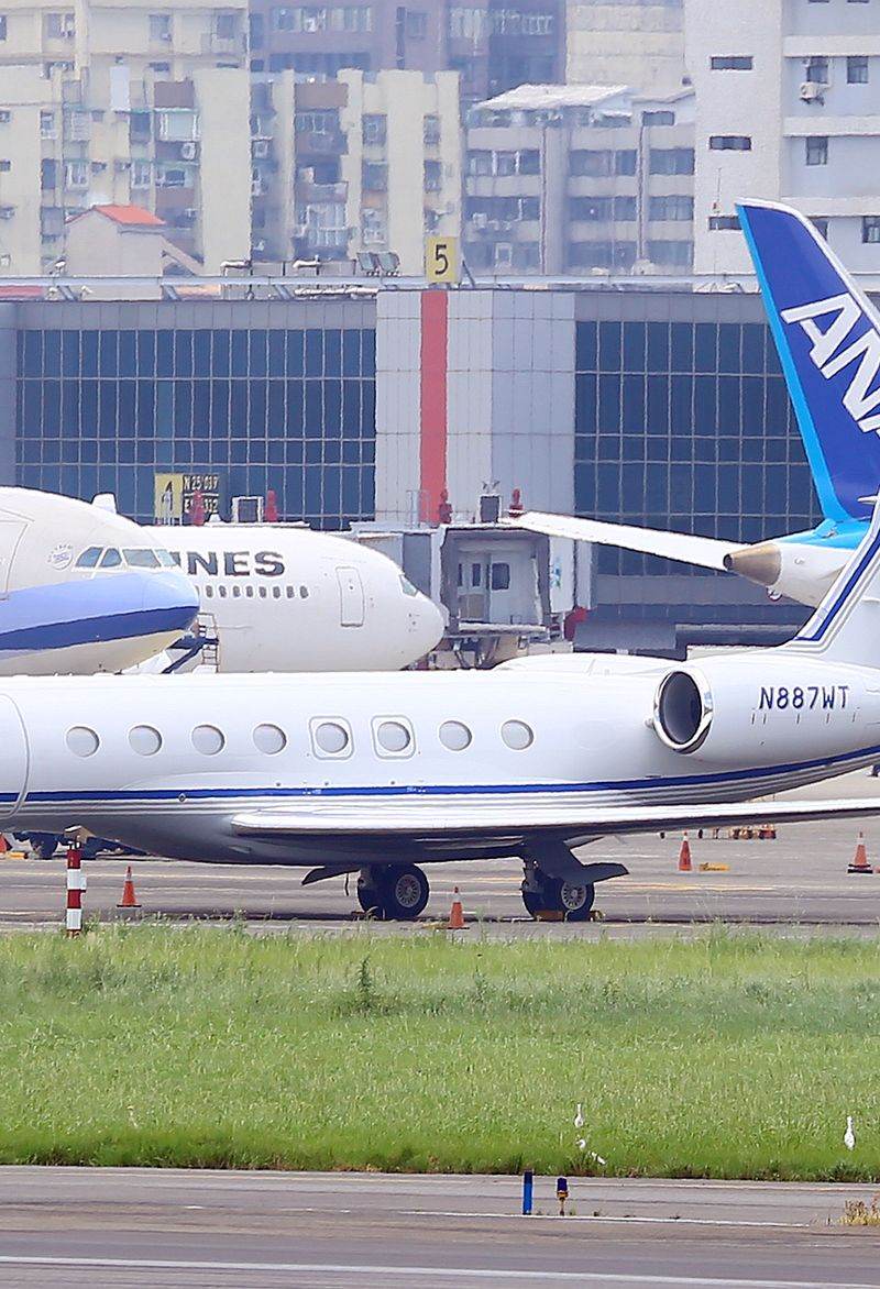 N887WT - Business jet