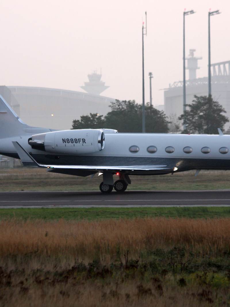 N888FR - Business jet