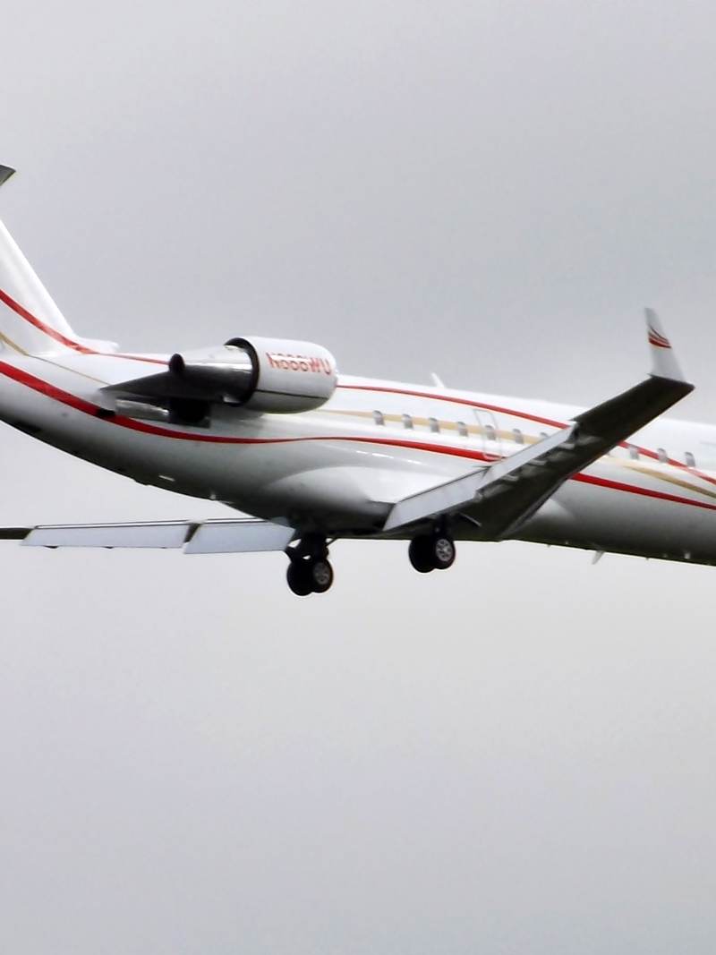 N888WU - Business jet