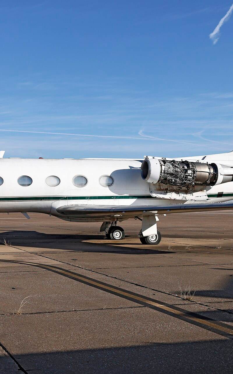 N889JC - Business jet