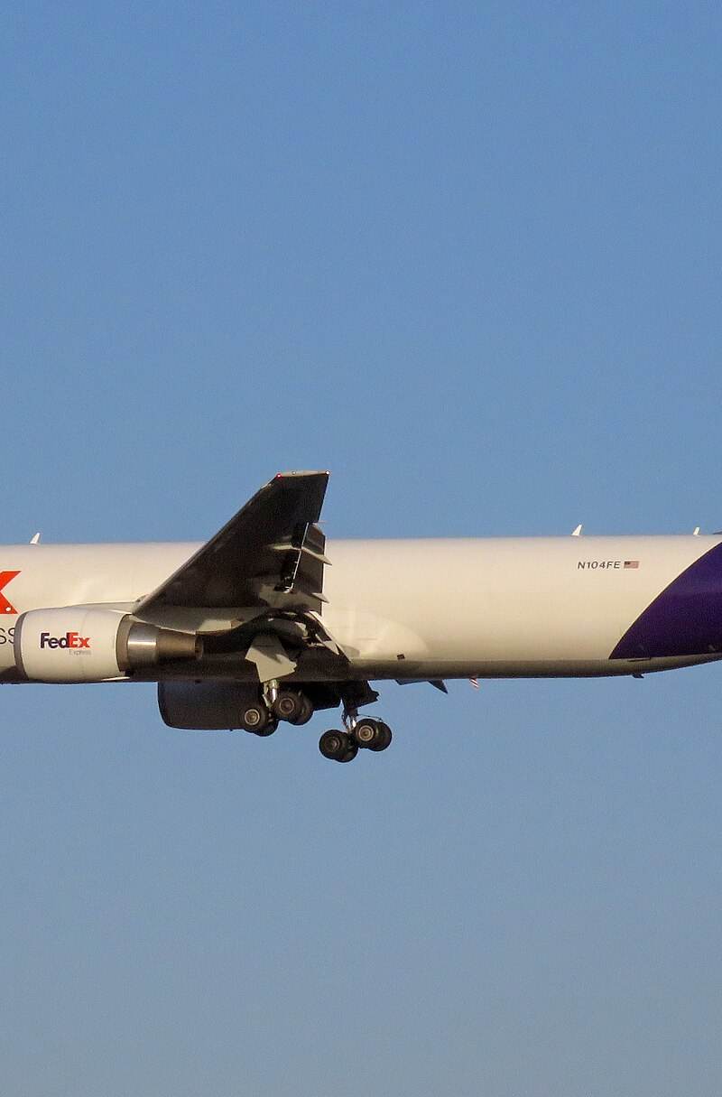 N104FE - Boeing