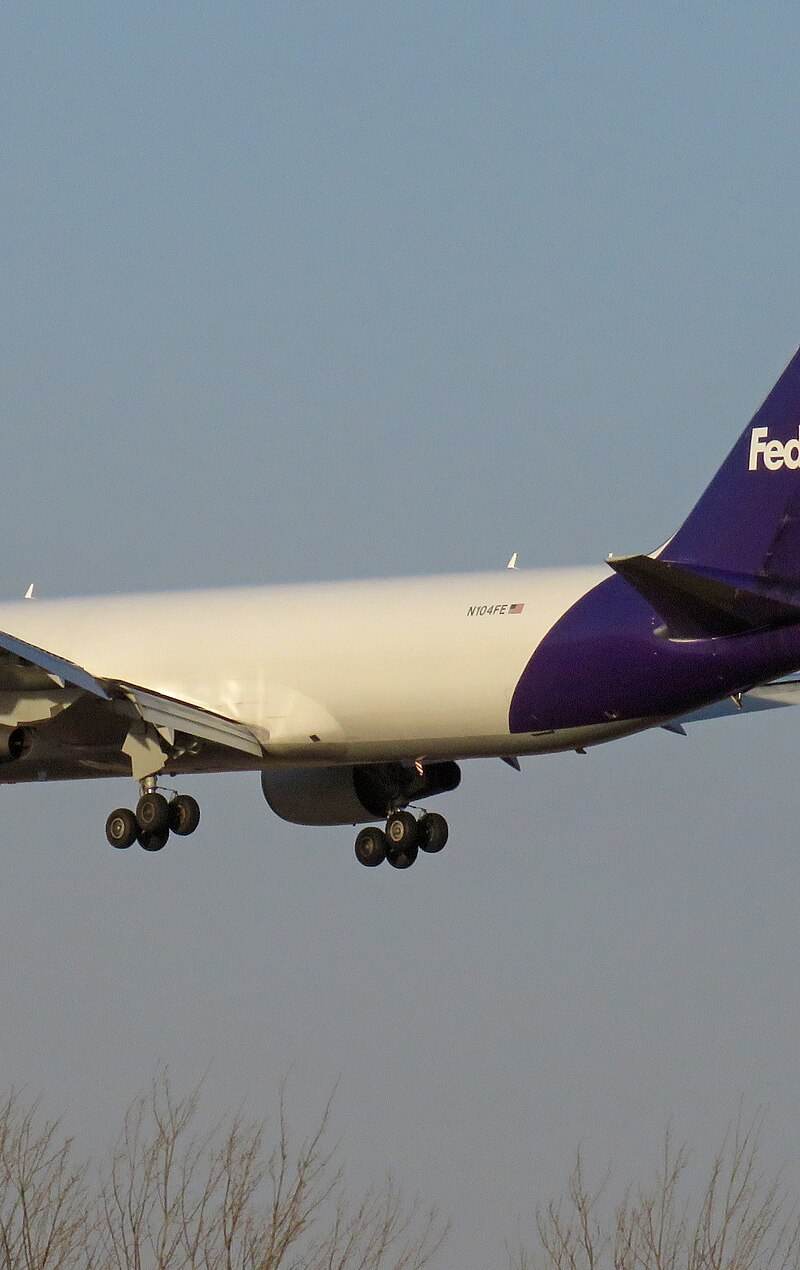 N104FE - Boeing